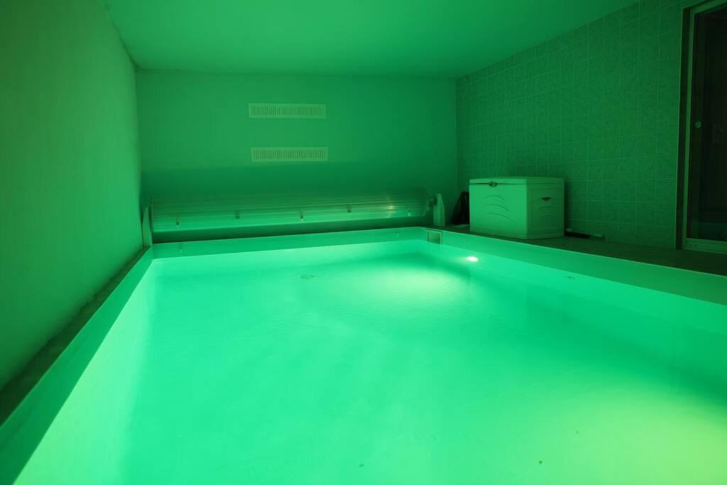 Villa Avec Piscine Interieure Holtzheim Dış mekan fotoğraf